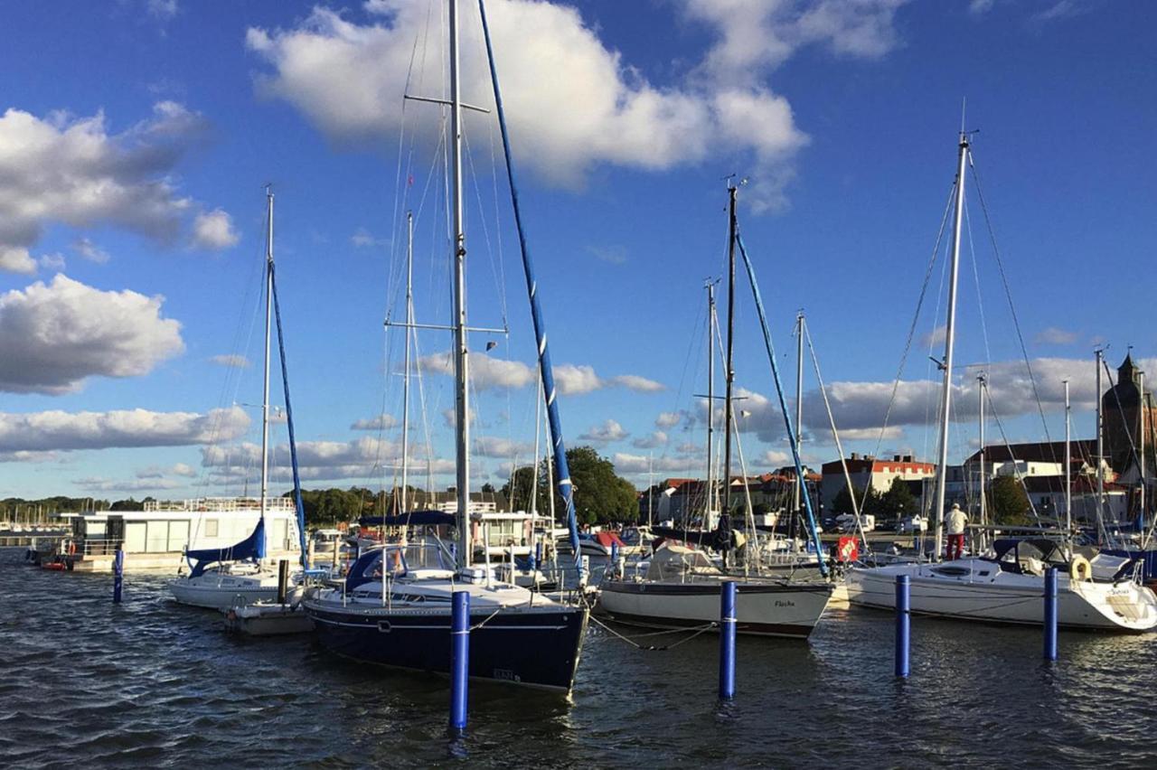 Hausboot Floating Houses Blue Active In Ribnitz-Damgarten Buitenkant foto