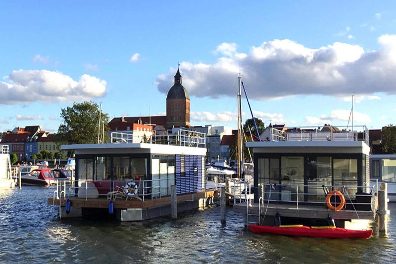 Hausboot Floating Houses Blue Active In Ribnitz-Damgarten Buitenkant foto